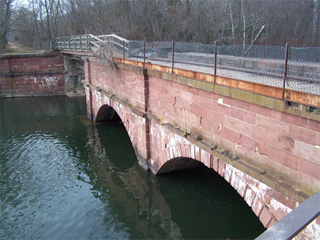 Photo of Seneca Aqueduct